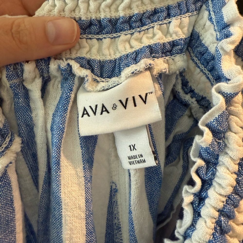 Ava & Viv 1X Linen Shorts